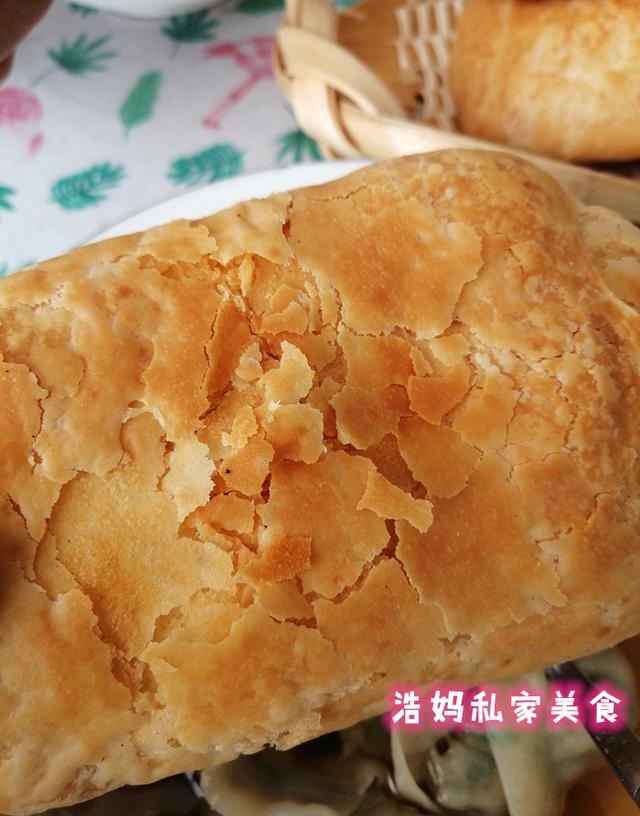  糖酥火烧  再好的点心都不换的油酥火烧，酥脆又暄软，吃一口忘不掉 四川小吃