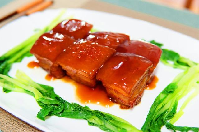  毛式红烧肉  这才是好的红烧肉做法，手把手图解教你做湖南毛家红烧肉 四川特产